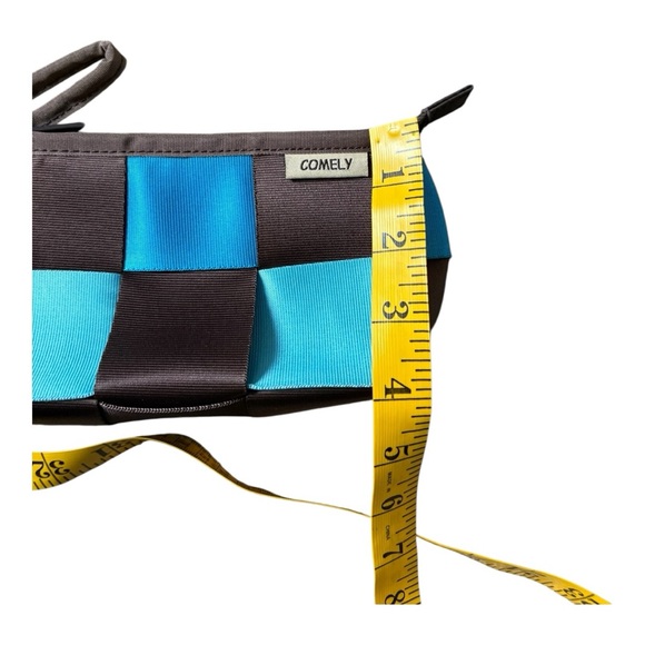 Comely Seatbelt Wristlet Purse Blue Brown Checkerboard Y2K - Picture 9 of 10